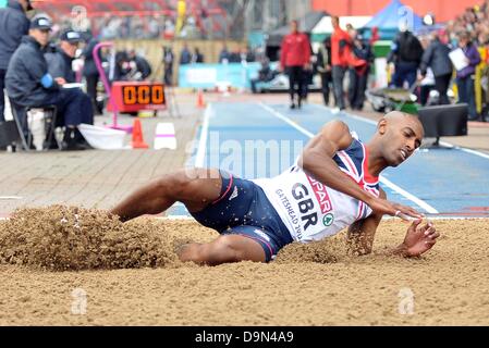 Gateshead, UK. 23. Juni 2013. Nathan Douglas (GBR). Herren Dreisprung. Tag2. Mannschafts-Meisterschaften. Bildnachweis: Sport In Bilder/Alamy Live-Nachrichten Stockfoto