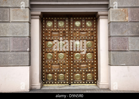 restaurierte verzierten Tür des Palacio de Capitanía general de Barcelona ehemaligen Kloster Katalonien Spanien Stockfoto