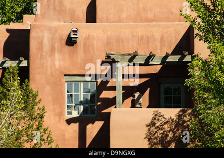 Architektur-Details auf Adobe Gebäude, Santa Fe, New Mexico Stockfoto