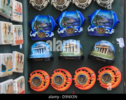 Souvenir-Verkauf an die Ausgrabungen von Paestum, Kampanien, Italien Stockfoto