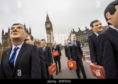 Genug Essen wenn Aktivisten versammeln sich in Westminster Osborne Versprechen einzuhalten der weltweit ärmsten fordere. Stockfoto