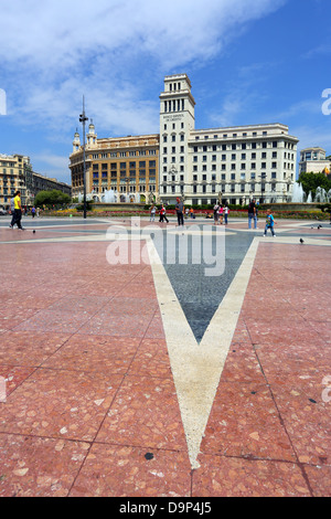 Placa de Catalunya und Banco Espanol de Credito in Barcelona, Spanien Stockfoto