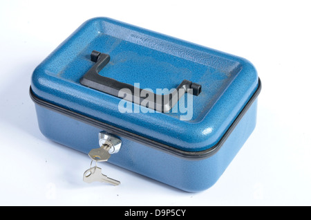 Sicherheit, eine blaue Metall Geldkassette mit Griff und Schloss Stockfoto