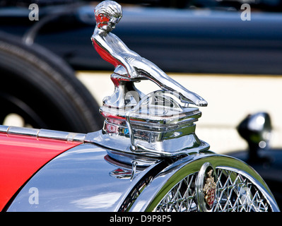 Amerikanische Oldtimer 1930 Packard 7 - 45 Dual Cowl Sport Phaeton Maskottchen ornament Stockfoto