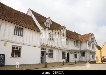 Lavenham Suffolk East Anglia England 17thc Guildhall von Corpus Christi im Marktplatz von schönen mittelalterlichen Dorf Stockfoto