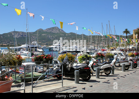 Die Tour de France besucht Calvi, Korsika, Frankreich zum ersten Mal im Jahr 2013 die 100. Tour. Stockfoto