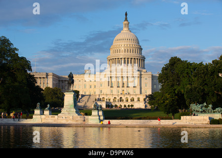 US Capitol Building bei Sonnenuntergang, Washington D.C., USA Stockfoto