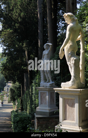 Marmor-Statuen in den Boboli-Gärten in Florenz, Italien Stockfoto