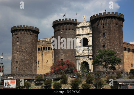 Castel Nuovo, Stadt Burg aus dem 13. Jahrhundert, Neapel, Kampanien, Italien Stockfoto