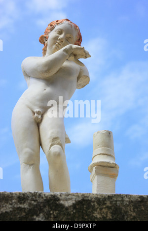 Engelsfigur auf der Terrasse Nonio Balbo, zerstörten Stadt Herculaneum, Kampanien, Italien Stockfoto