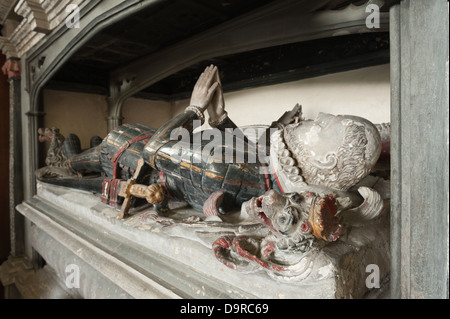 Grab und Grab geschnitzt in Marmor Denkmal der gute Ritter Sir Percival Undercroft Verlegung in Frieden Hände im Gebet zu Gott erhoben Stockfoto