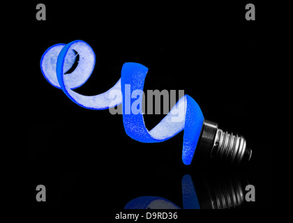 Das Blue Peel und Glühbirne Stockfoto