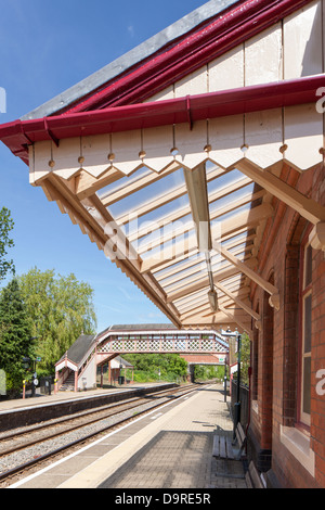 Reich verzierten viktorianischen Starion Wilmcote Railway Station, Warwickshire, England, UK Stockfoto