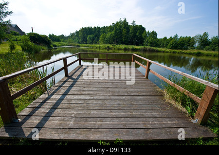 Ein Bed &amp; Breakfast-Pension in einem Dorf in der Nähe von Knyszyn-Wald am Fluss Biebrza am Rande des Nationalpark Biebrza-Flusstal. Stockfoto