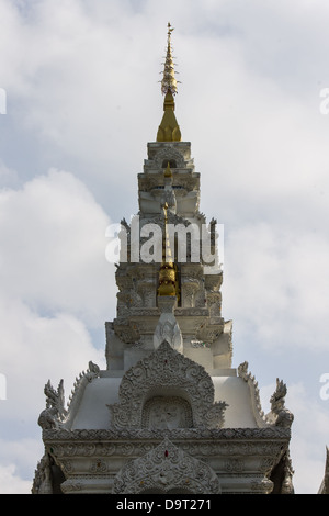 Chedi im Wat Sri Don Mond, Chiangmai Thailand Stockfoto