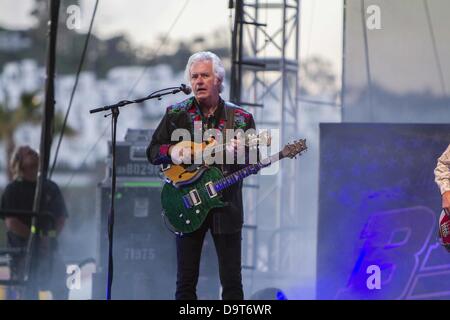 25. Juni 2013 - Del Mar, Kalifornien, USA - Gitarrist HOWARD LEESE mit BAD COMPANY in das San Diego County Fair Tribüne Stadium führt. (Kredit-Bild: © Daniel Knighton/ZUMAPRESS.com) Stockfoto