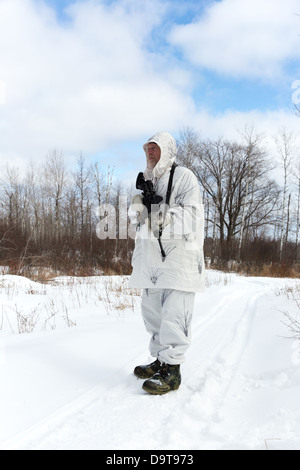 Kojote-Jagd im winter Stockfoto