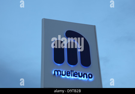 Neue Promenade Muelle Uno in dem Hafen von Málaga, Andalusien Spanien Stockfoto