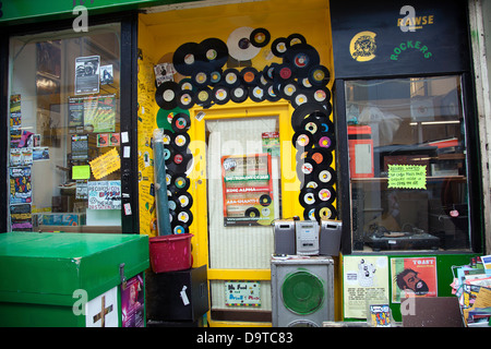 Vinyl Shop in Brixton Dorfmarkt in Süd-London-UK Stockfoto