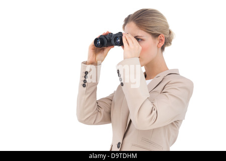 Geschäftsfrau, Weg mit dem Fernglas schauen Stockfoto