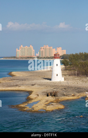 Atlantis Hotels in Paradise Island, Nassau, Bahamas. Auf der linken Seite ist The Cove Atlantis, auf die richtige Atlantis Royal Towers. Stockfoto