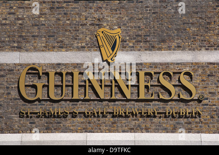 Guinness Storehouse St. James Gate Brewery Zeichen Dublin Irland Europa Stockfoto