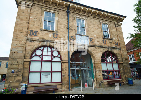 Kreismuseum in der Markthalle, Marktplatz Warwick UK Stockfoto