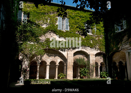 Kloster St. Paul de Mausole Saint Remy de Provence Frankreich Vincent van Gogh 1853-1890 Niederlande Niederlande Stockfoto