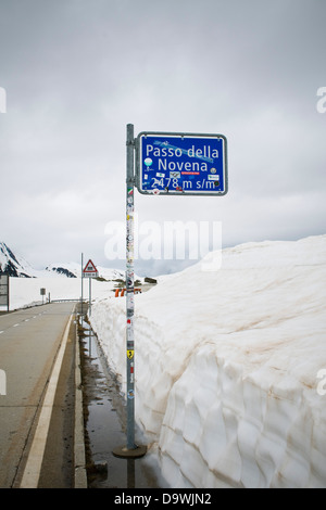 Schweiz, Nufenenpass Stockfoto