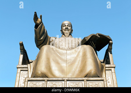 Statue von König Sejong in Gwanghwamun Plaza, Gwanghwamun, Seoul, Südkorea, Asien Stockfoto