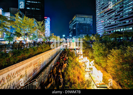 Laternenfest jährlich entlang der Cheonggyecheon Stream, Seoul, Südkorea, Asien Stockfoto