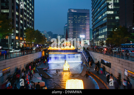 Laternenfest jährlich entlang der Cheonggyecheon Stream, Seoul, Südkorea, Asien Stockfoto