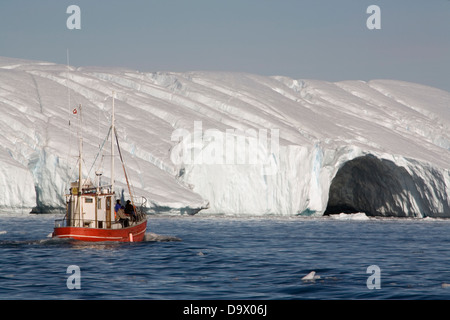 Tour-Boot-Reise in der weltweit aktivsten Eisfjord, der Gletscher Sermeq Kujalleq, Grönland Stockfoto