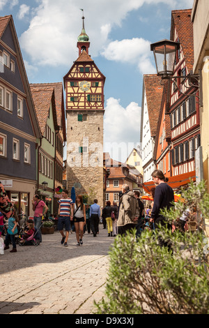 Schwäbisch Hall, Deutschland, Europa. Geschäftigen Leben auf der Straße. Stockfoto