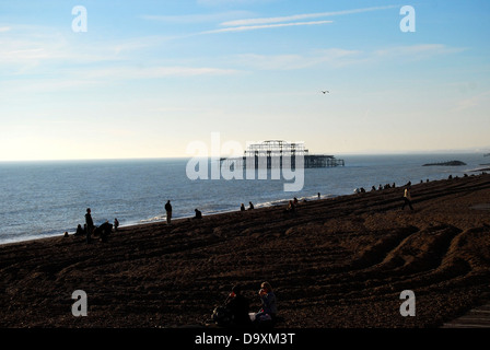 Brighton Beach in der Winterzeit, UK Stockfoto