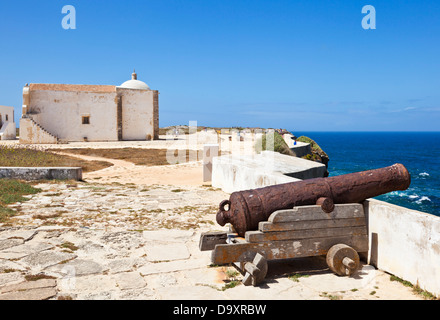 Fortaleza de Sagres Fort und die Capela De Santa Maria Da Graca Kirche Kapelle Algarve Portugal EU Europa Stockfoto