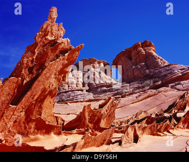 Hauchdünne Lamellen, die Wind erodiert Navajo Sandstein mit Navajo-Sandstein über Paria Canyon-Vermilion Cliffs Wilderness Utah knolls Stockfoto