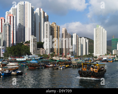 dh Aberdeen Hafen ABERDEEN HONG KONG Ap Lei Chau Fähre Sampan Hochhaus Wohn-Hochhaus Wohnungen Stockfoto