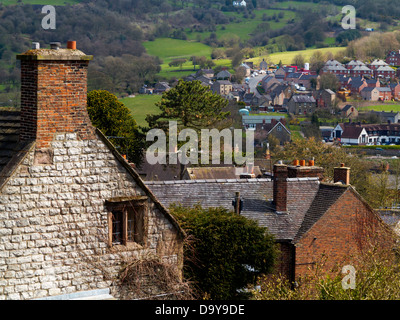 Blick über Dächer, um Wirksworth einer ländlichen Markt Kleinstadt nahe Matlock in Derbyshire Dales Peak District England UK Stockfoto