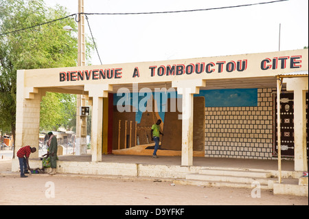 Wandbild auf Wand am Eingang zum alten Timbuktu, Mali Stockfoto