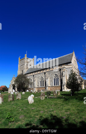 Sommer, St Bartholomew Pfarrei, Orford Kirchdorf, Suffolk County, East Anglia, England. Stockfoto