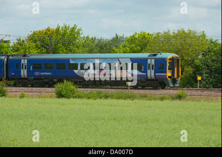 West Coast Main Line Ryther und Kirche Fenton, Yorkshire Stockfoto