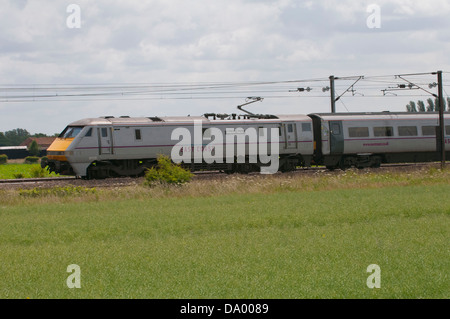 West Coast Main Line Ryther und Kirche Fenton, Yorkshire Stockfoto