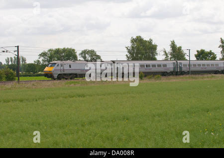 West Coast Main Line Ryther und Kirche Fenton, Yorkshire Stockfoto