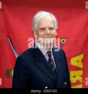 Lancaster, UK 29. Juni 2013.  Im Ruhestand Oberst John Lean 79, Verwaltungsratspräsident der Lancaster Military Heritage Gruppe an den Tag der Streitkräfte auf Parade am Lancaster Castle, Lancashire, UK. Bildnachweis: Conrad Elias/Alamy Live-Nachrichten Stockfoto