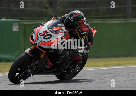 Imola, Italien. 29. Juni 2013.  Sylvain Guintoli während der Superbike-WM von Imola. Bildnachweis: Gaetano Piazzolla/Alamy Live-Nachrichten Stockfoto