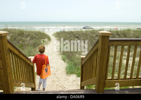 Frau auf dem Weg nach Myrtle Beach, SC, USA. Stockfoto