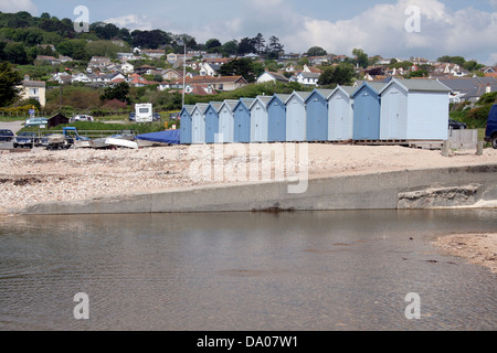 Strand Hütten Charmouth, Dorset England UK Stockfoto