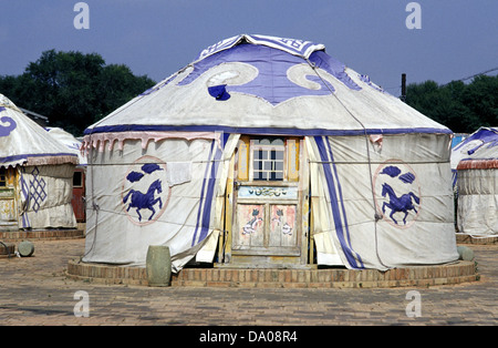 Eine traditionelle mongolische Jurte oder Ger die tragbaren, runde Hütte bedeckt mit Filz und als Wohnhaus von Nomaden in den Steppen Zentralasiens verwendet. Stockfoto