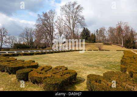 Das Bild wurde aufgenommen in den Park vor dem Schloss Hluboka nad Vltavou. Tschechische Republik Stockfoto